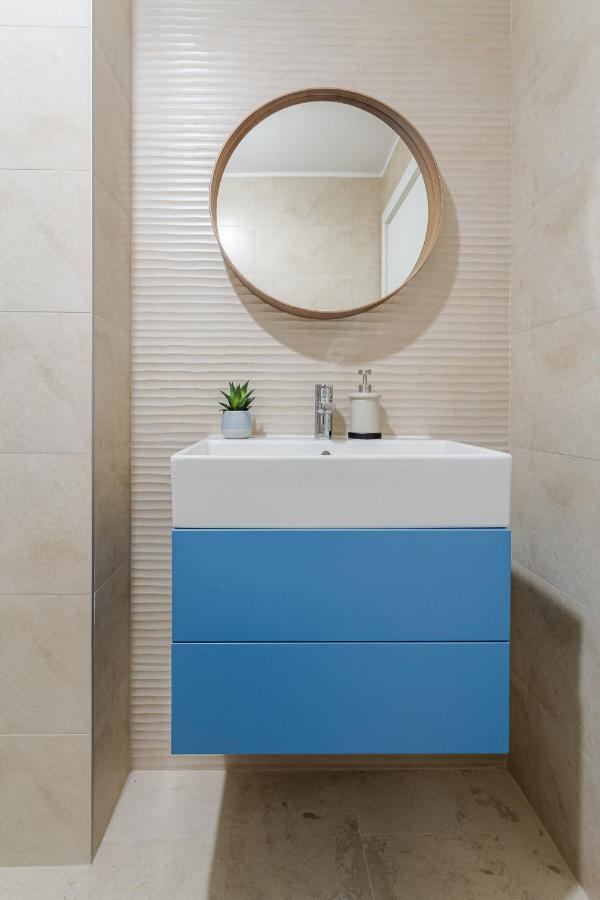 Il Lago - Azur - Cozy Luxurious Smart Home By The Lake Voluntari Buitenkant foto