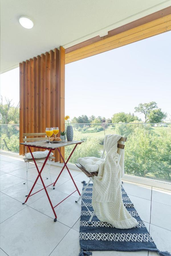 Il Lago - Azur - Cozy Luxurious Smart Home By The Lake Voluntari Buitenkant foto