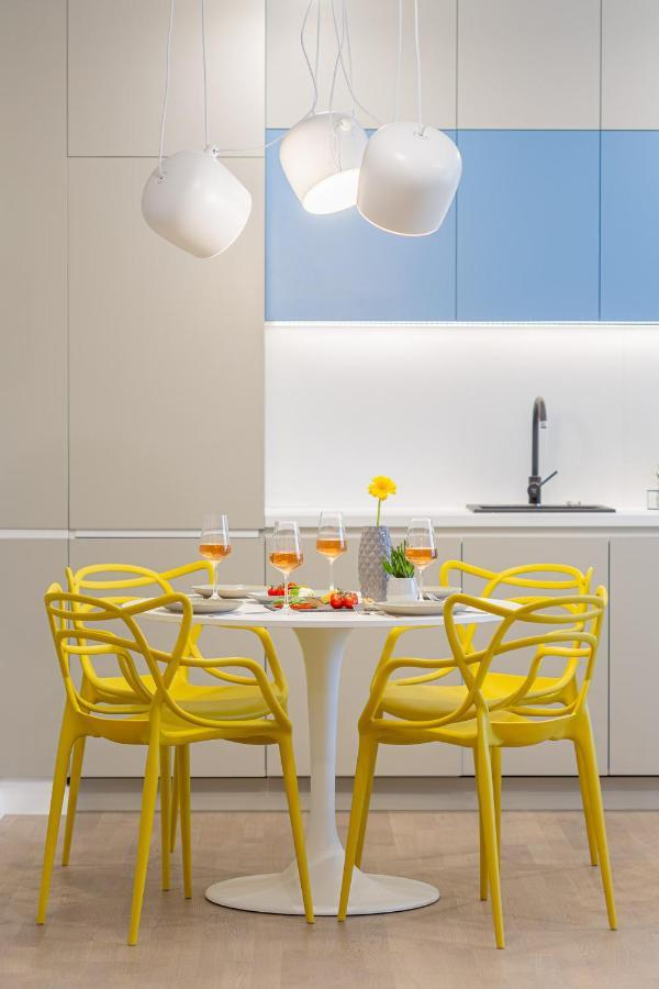 Il Lago - Azur - Cozy Luxurious Smart Home By The Lake Voluntari Buitenkant foto